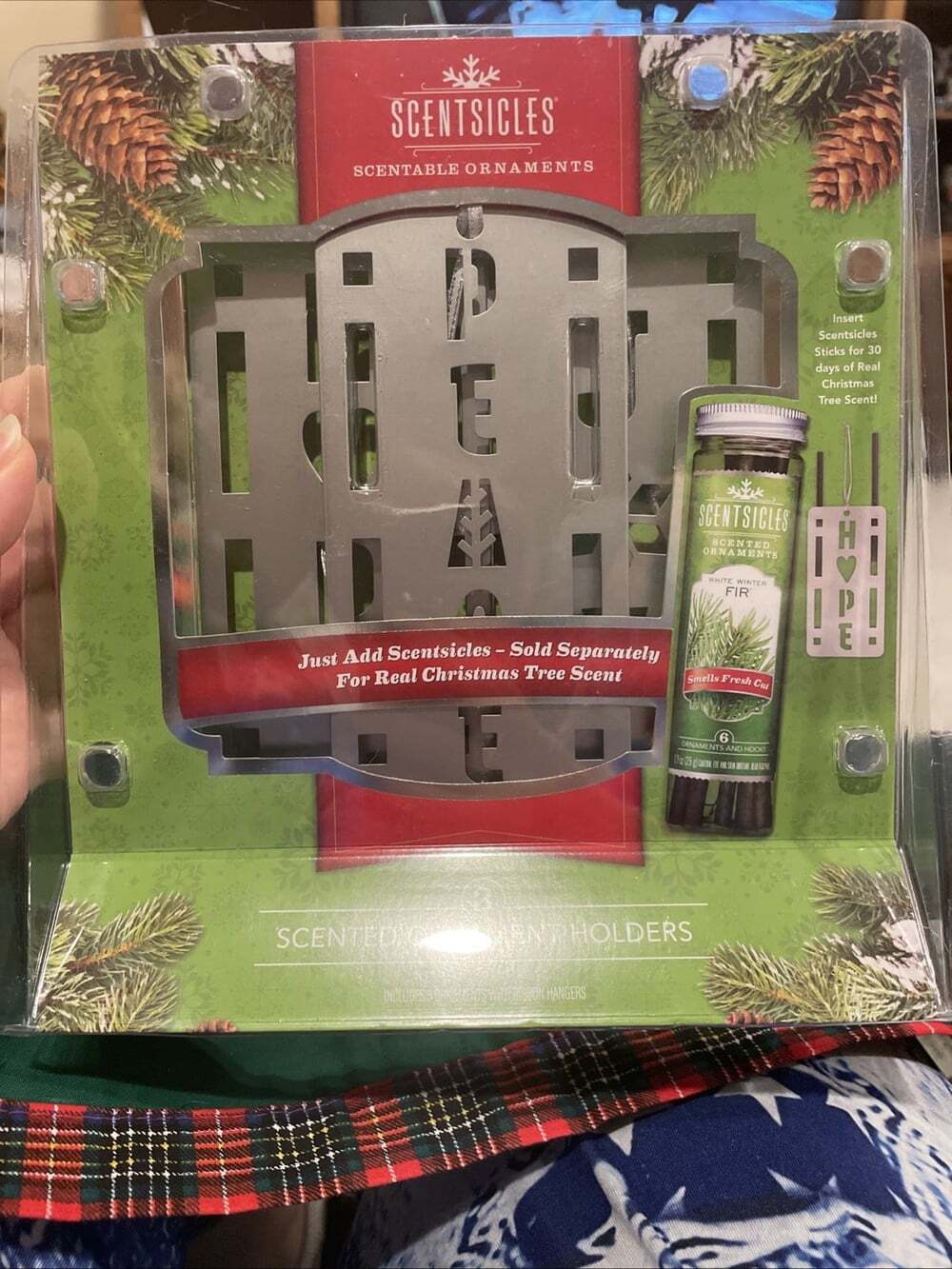 SCENTSICLES - Scentable Christmas Ornament Holders - Silver - 3 Ornaments In Pkg
